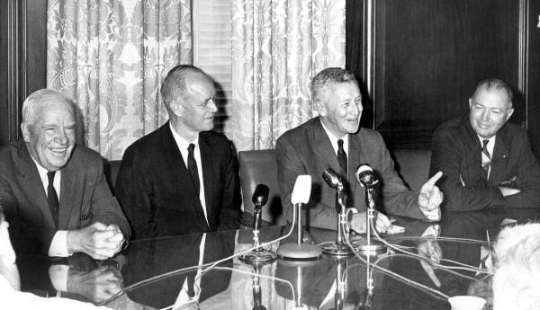 Civil rights task force meeting with Governor Bryant - Tallahassee, Florida.