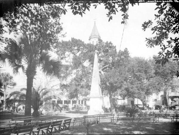 Monument at the Plaza - Saint Augustine, Florida