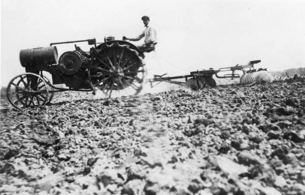 Tractor used to plow field - Tallahassee, FloridaJacksonville, Florida