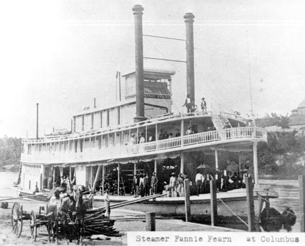 Steamer Fannie Fearn at Columbus.