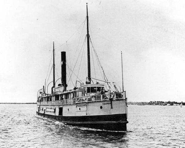 Steamboat "Tarpon" - Saint Andrews, Florida