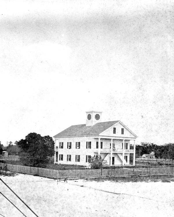 Side view of the Hillsborough County Courthouse - Tampa, Florida.