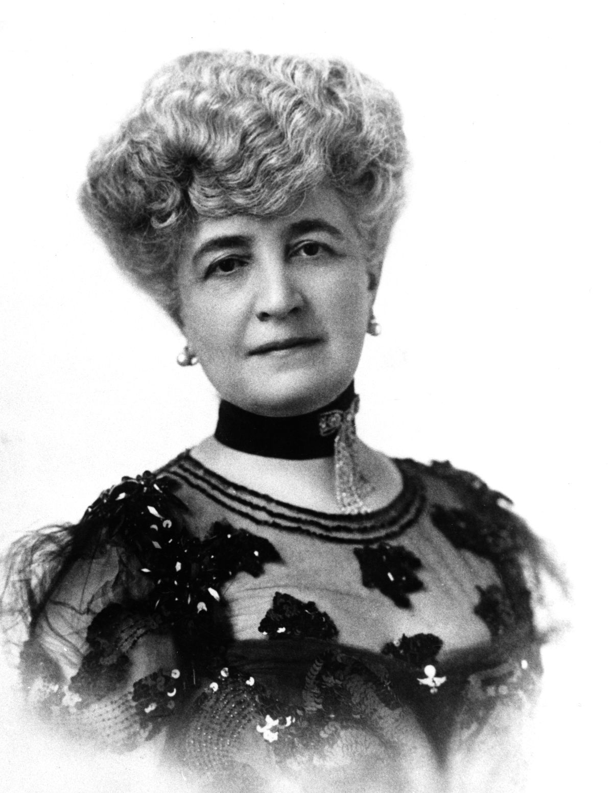 Portrait of Mrs. Potter Palmer - Sarasota, Florida.