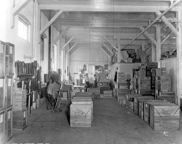 Packing room at the Sanchez & Haya Company cigar factory - Tampa, Florida.