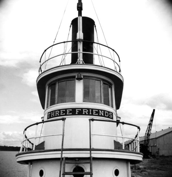 The wheelhouse of the steamboat "Three Friends" - Florida