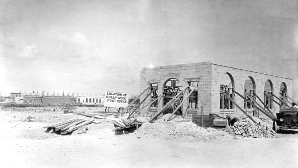 Hollywood post office under construction - Hollywood, Florida