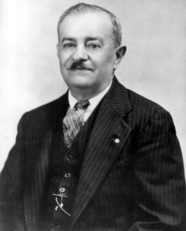 Portrait of John Cocoris