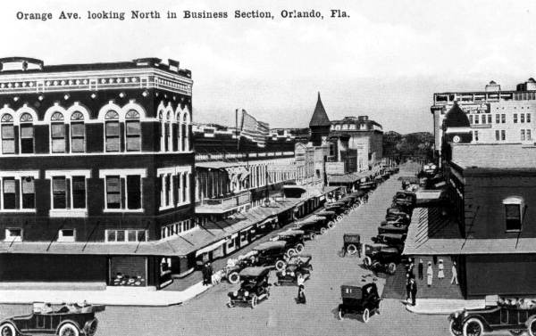 Orange Avenue looking north in business section - Orlando, Florida.