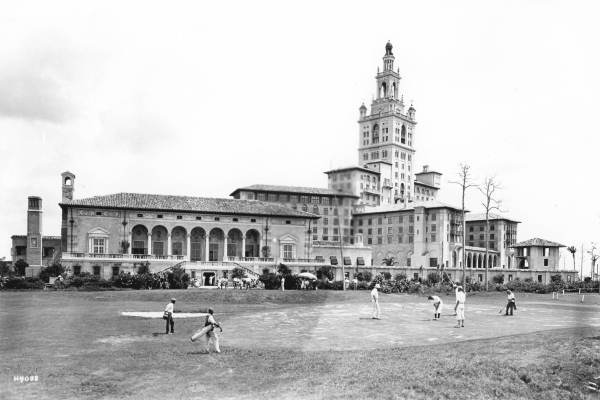 Golfers by the Miami Biltmore Hotel - Coral Gables, Florida