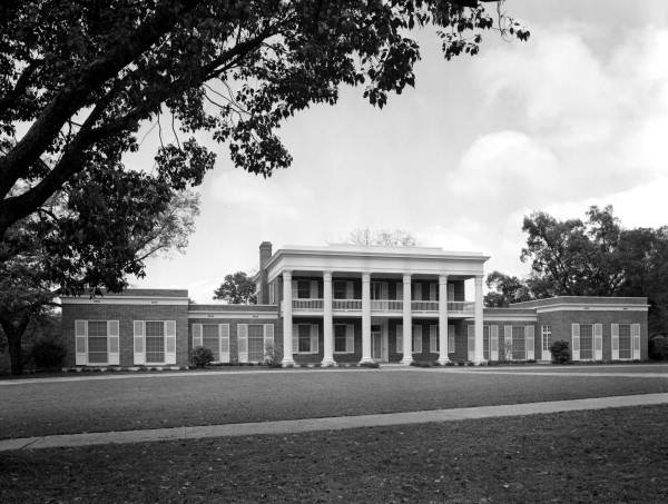 Exterior view of the new Florida Governor's Mansion - Tallahassee, Florida.
