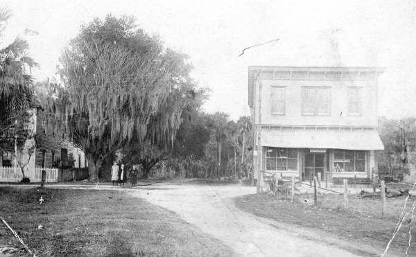 Looking east, at the intersection of Main Street and Doyle Road - Enterprise, Florida