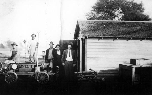 Tavares and Gulf Railroad Company repair car and crew