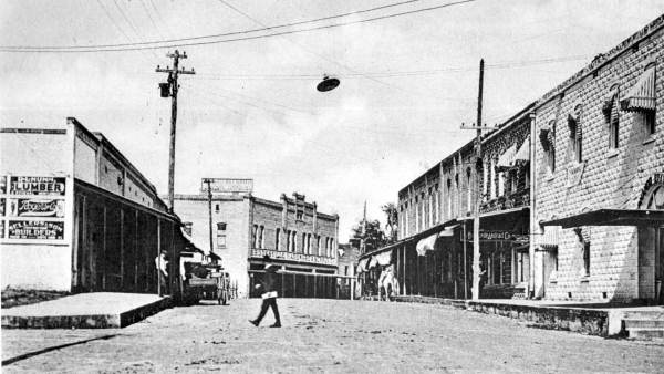 North on Main St., Brooksville, Fla.