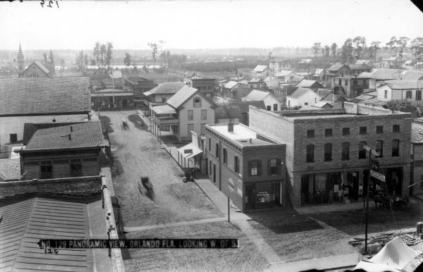 Panoramic view looking west of south - Orlando, Florida.