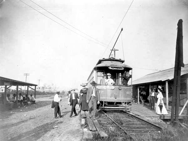 Streetcar at Ballast Point park - Tampa, Florida