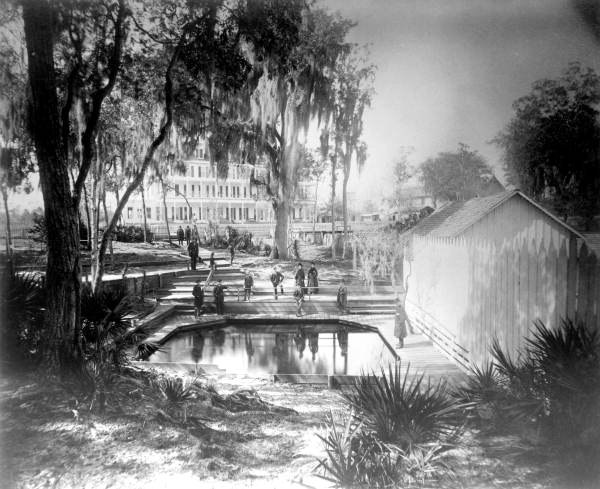 Tourists beside the bathing pool at the Clarendon Hotel - Green Cove Springs, Florida