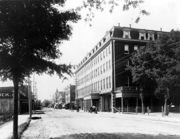 Hotel San Juan on Orange Avenue - Orlando, Florida.