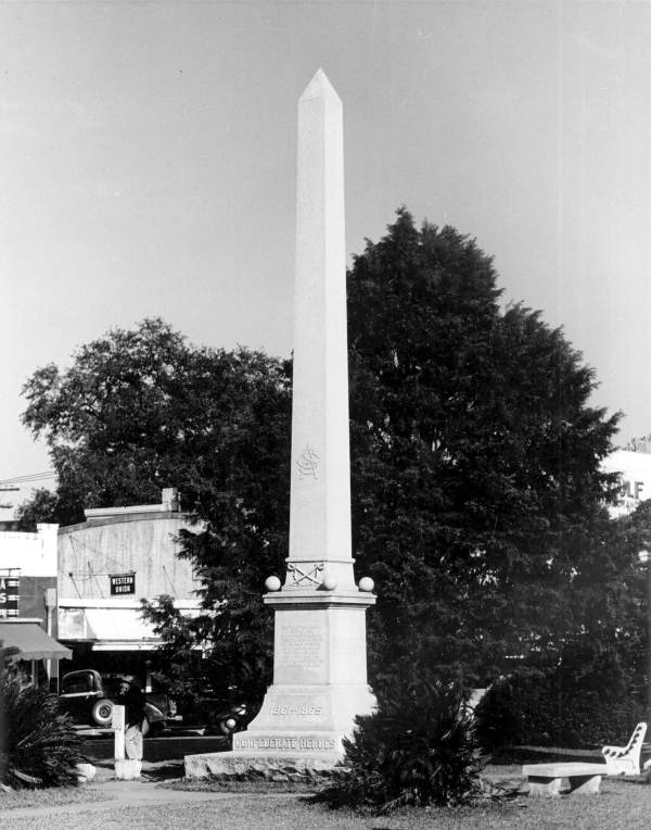 Marianna Confederate monument - Marianna, Florida