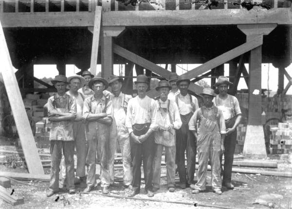 Sawmill workers - Jacksonville, Florida