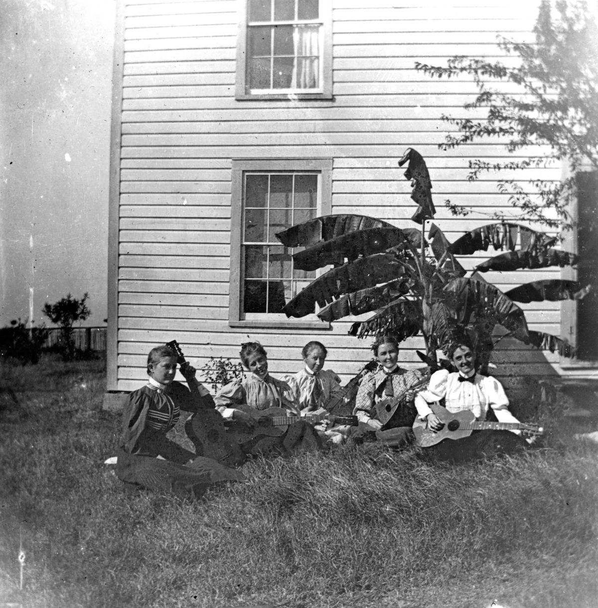 Young ladies with guitars - Saint Andrews, Florida