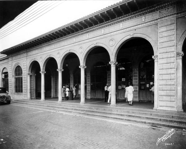 Post office building - Saint Petersburg, Florida.