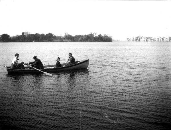 Pearsall family boating on Santa Fe Lake - Melrose, Florida