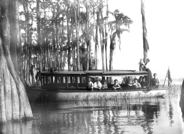 Pearsall family and friends in boat on Santa Fe Lake - Melrose, Florida