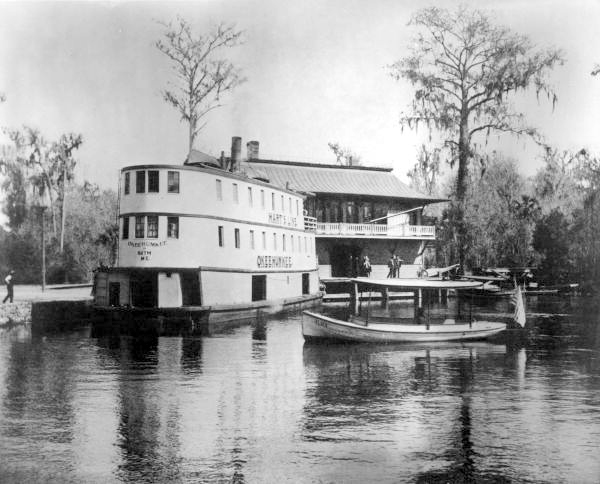 River steamboat "Okeehumkee" at Silver Springs - Ocala, Florida