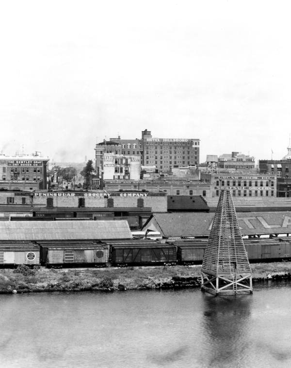 Panoramic view of the skyline along the Hillsborough River towards the bay - Tampa, Florida.