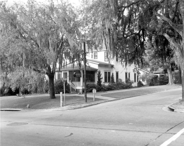 Southern Lodge at the corner of Monroe and Madison streets - Tallahassee, Florida.