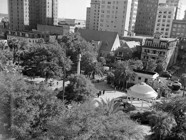 Bird's eye view overlooking Hemming Park - Jacksonville, Florida.