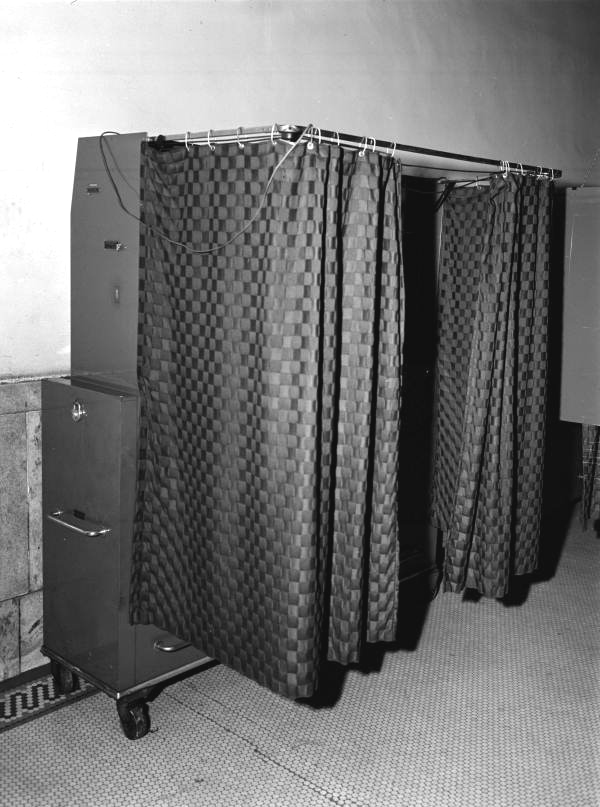 Voting machine at court house lobby..