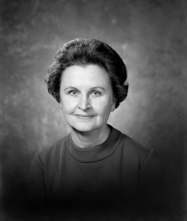 Portrait of caterer and author Carolyde O'Bryan - Tallahassee, Florida.