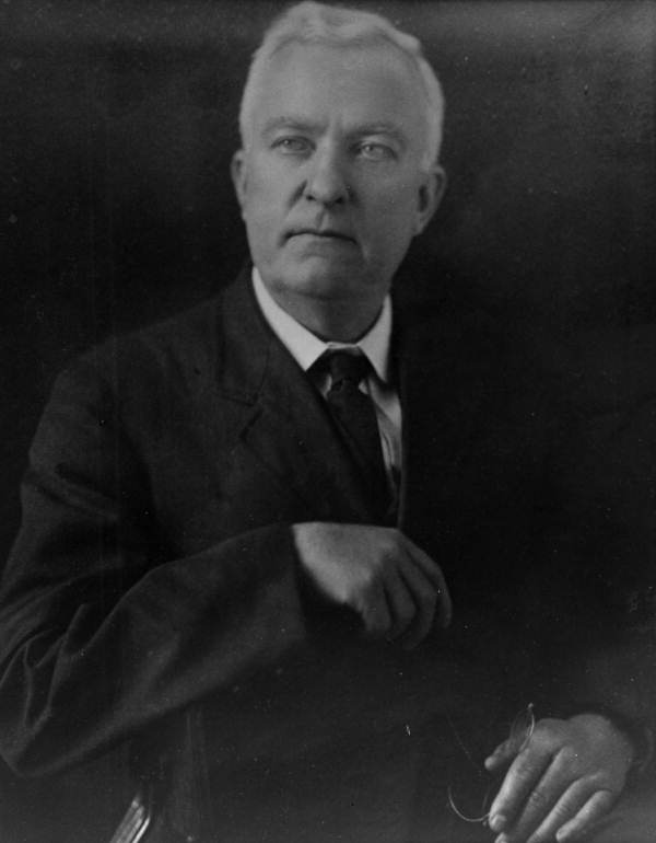 Portrait of ex-justice Francis Beauregard Carter.