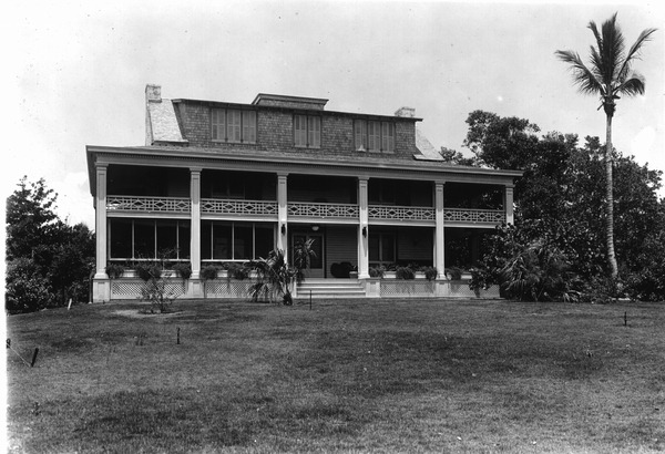Lawn and house facing bay