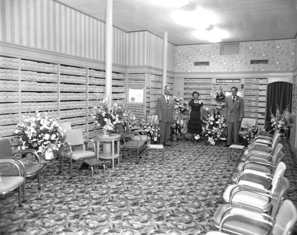 Lester Buster Brown shoe store 