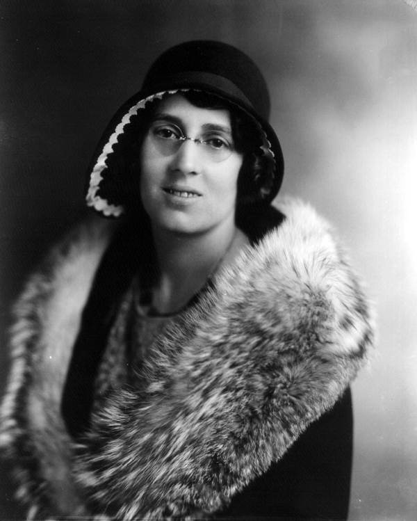 Portrait of Mrs. Claude Robinson.