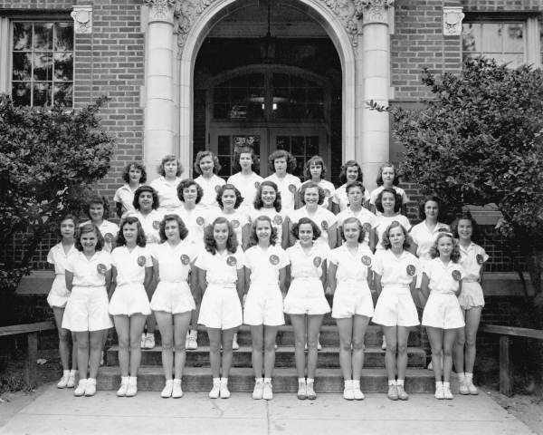 Kirby Smith junior high cheerleaders.