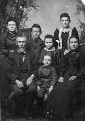 Hamilton McPhaul family portrait in Mt. Pleasant.