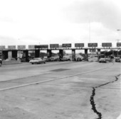 Fuller Warren Bridge toll area - Jacksonville, Florida