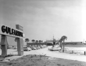 View of entrance to Gulfarium - Fort Walton Beach, Florida
