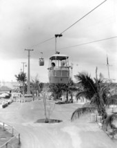 "Sky trail" amusement ride at Pirates World - Dania, Florida