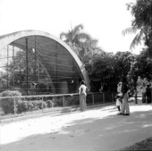 Animal cage at the Crandon Park Zoo - Key Biscayne, Florida