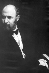Portrait of concert pianist Yehuda Guttman.