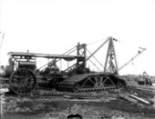 Dragline used to dredge a canal for the Everglades drainage project