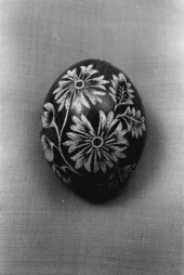 Decorative egg, most likely Ukrainian