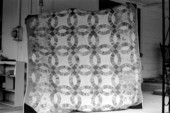 Double wedding ring quilt made by Mary Graham - White Springs, Florida