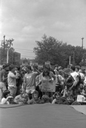 Students wait for Jesse Jackson at FSU - Tallahassee, Florida.