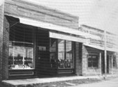 Storefronts - Mulberry, Florida.