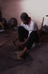 Almann Ulysse works on art - Miami, Florida.